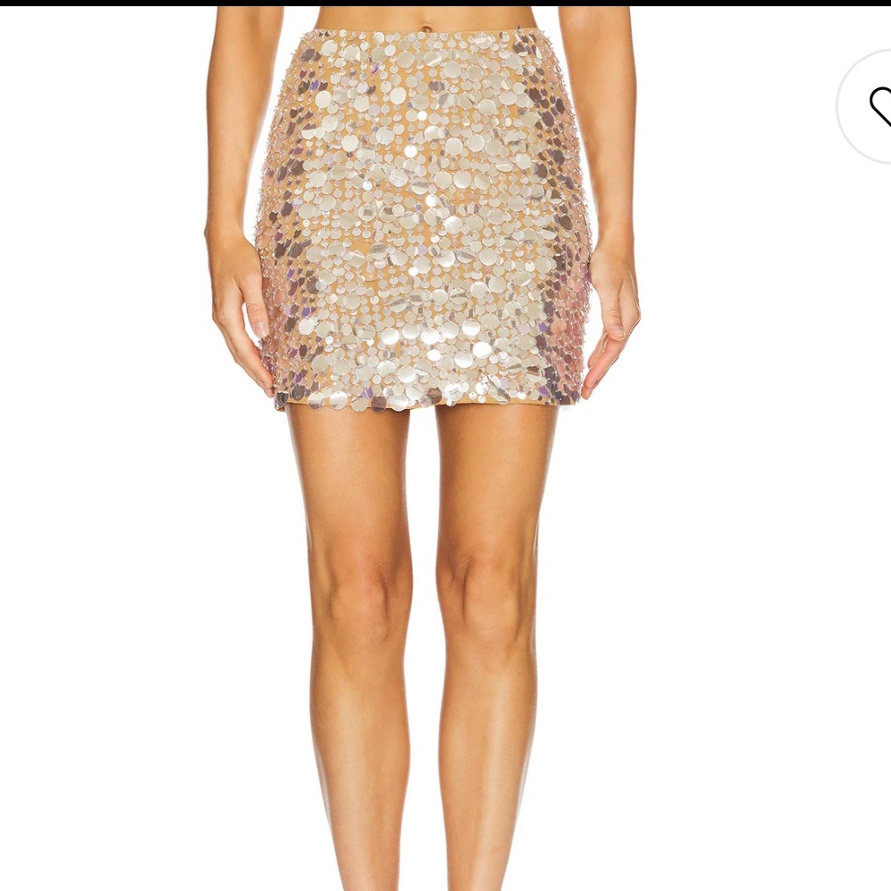 Daniela Skirt in Nude & Silver
Mariandree Gaitan